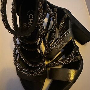 CHANEL lambskin golden chains stunners 39.5 Classic Elegant
